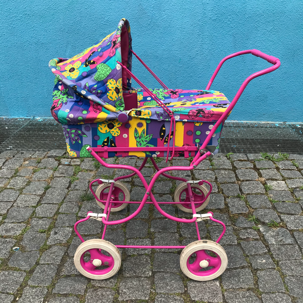 Vintage doll carriage